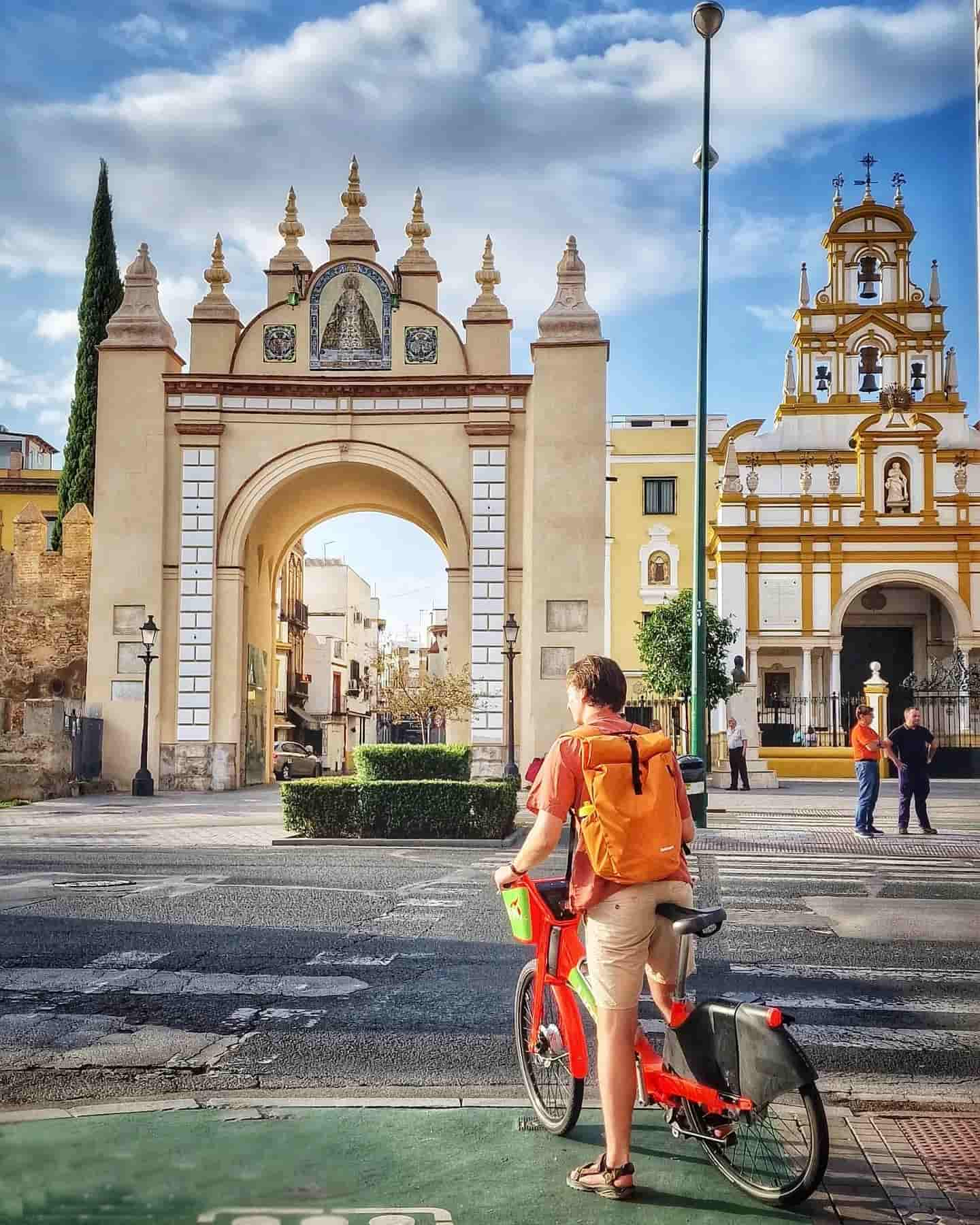 Arco de la Macarena, Sevilha, Espanha