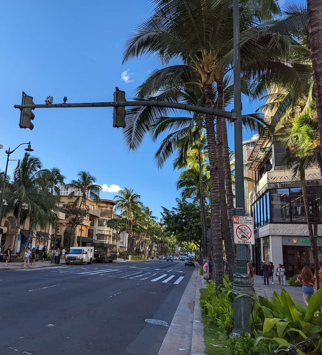 Kalakaua Avenue