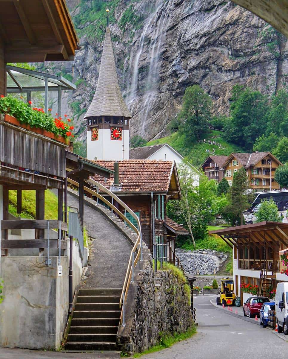 Lauterbrunnen, Valley Waterfalls