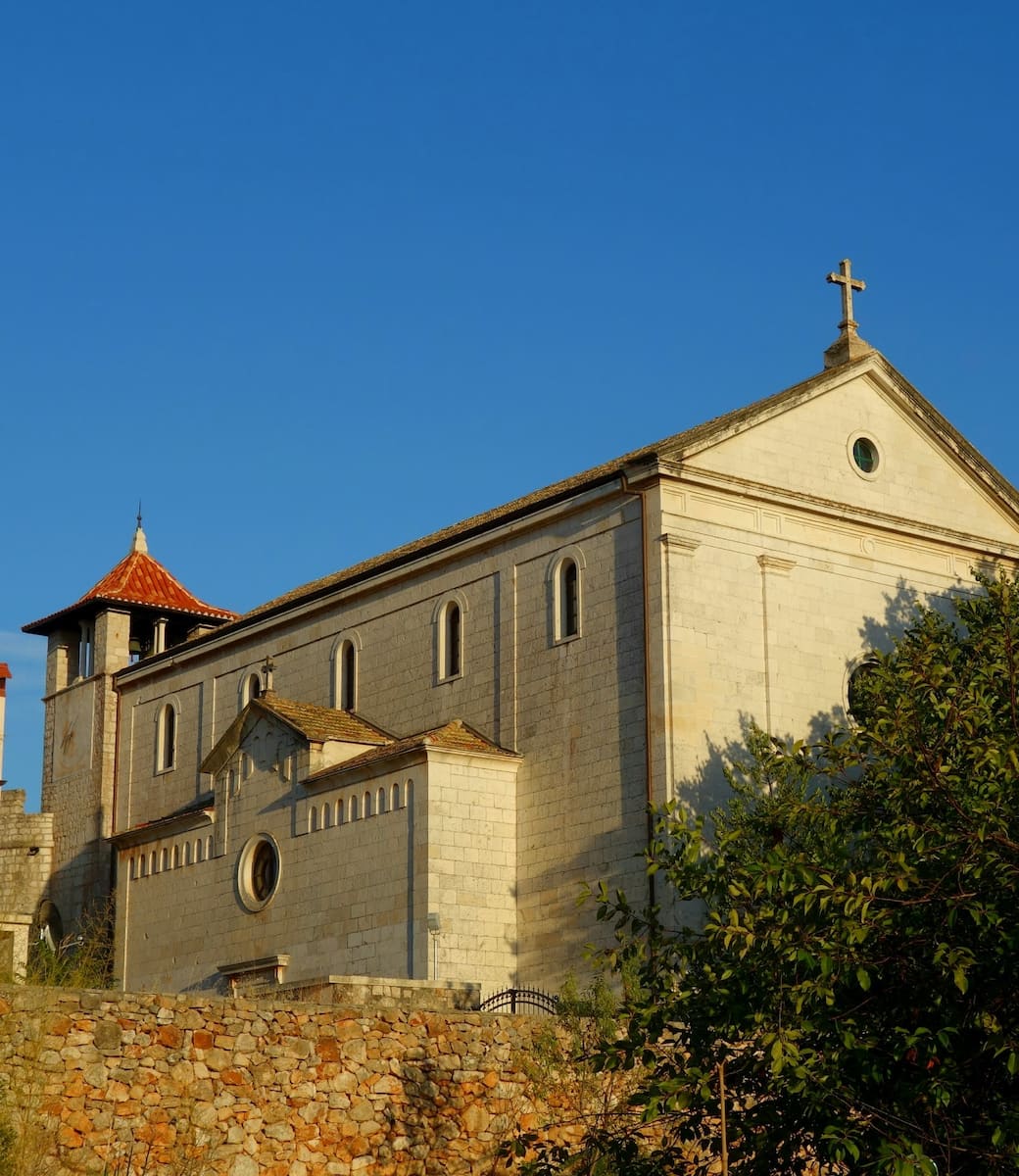 Vrboska, Igreja de São Lourenço